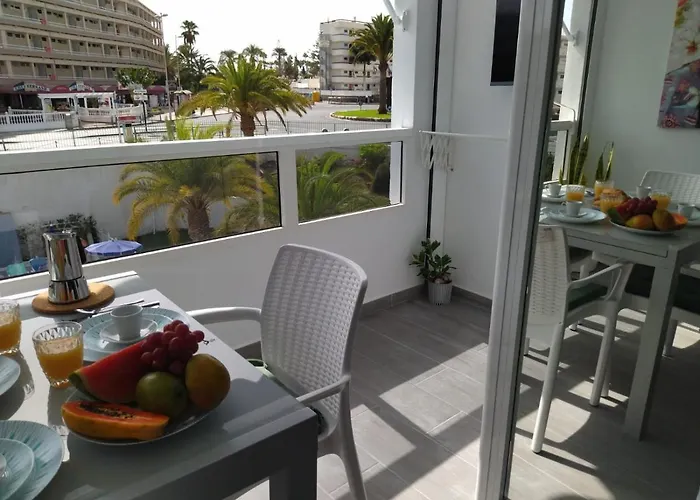 Playa Del Ingles 5 Min Walk From Yumbo! 204